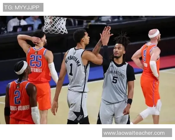 文班亚马法国队首战大放异彩狂砍27分引发NBA球探热议与关注